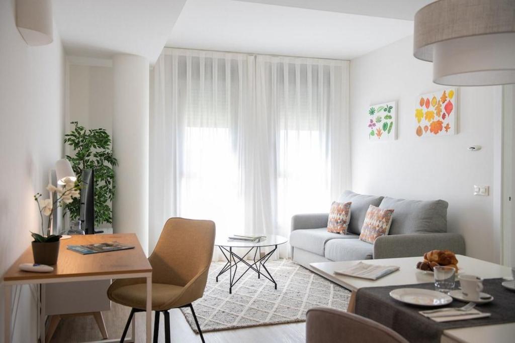 AURA PARK APARTHOTEL