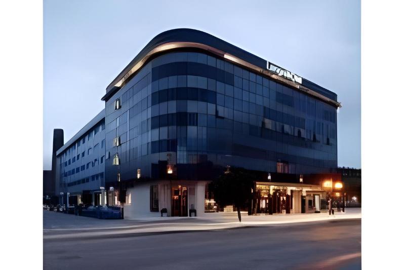 Azz Langrehotel