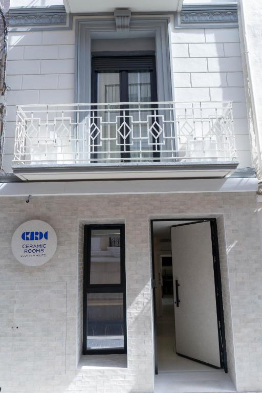 Ceramic Rooms Boutique Hostel