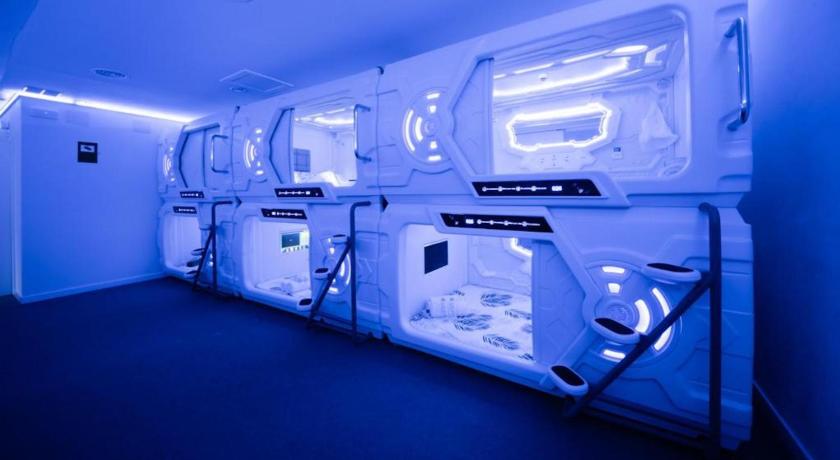 GOOD VIBES ONLY Capsule Hostel Malaga