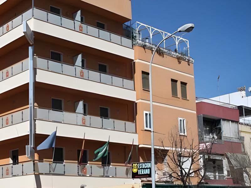 Hotel Torrezaf