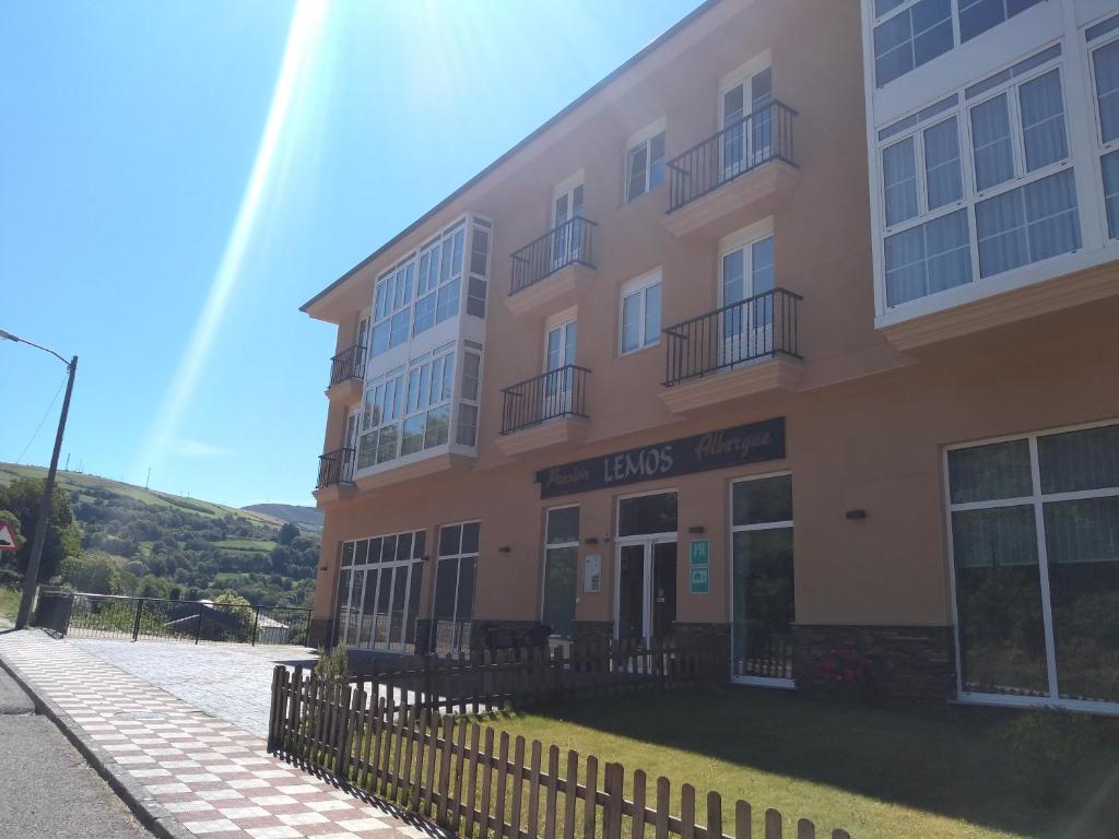 Pension Lemos